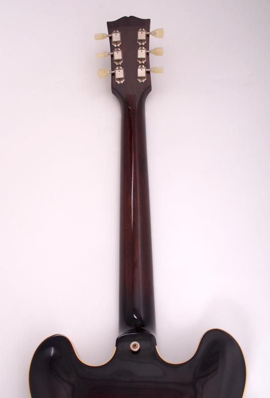 Gibson ES-335-Rear Neck