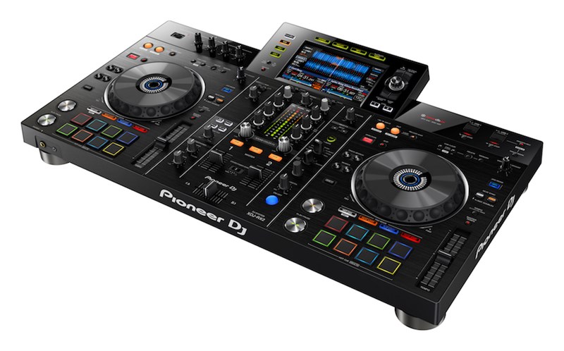 Pioneer XDJ-RX2 DJ Controller Main