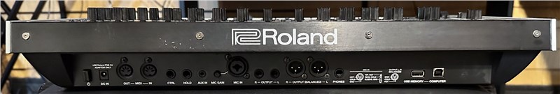 Roland Jupiter-XM