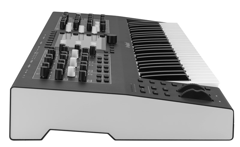 Waldorf Iridium Synthesizer Keyboard