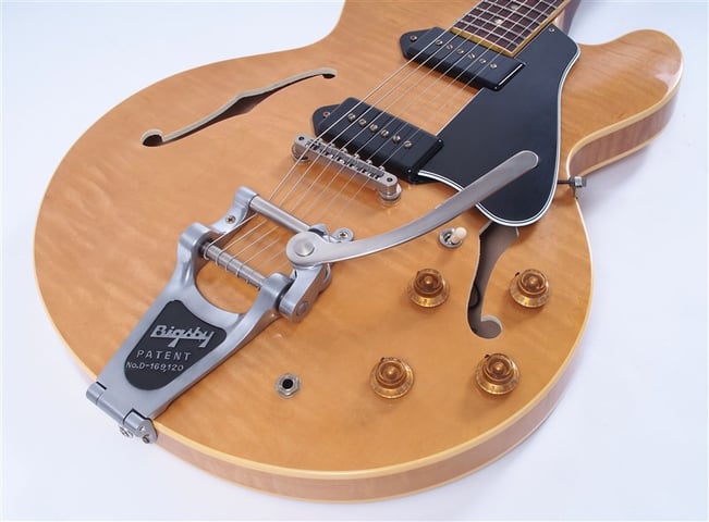 Gibson Memphis61ES330TDFiguredVOS-FrontHalf3