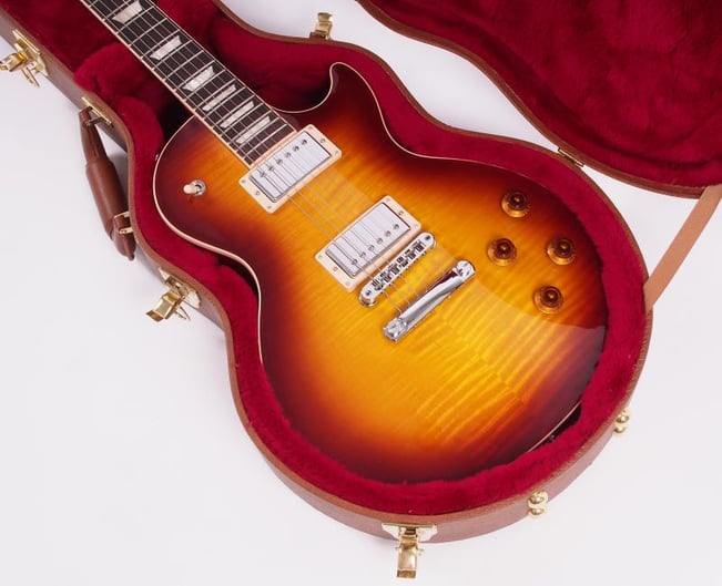 Gibson2017LesPaulIcedTeaSN170061975-Case