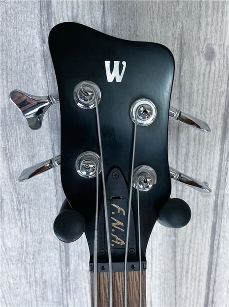 Warwick FNA 4-String Antique