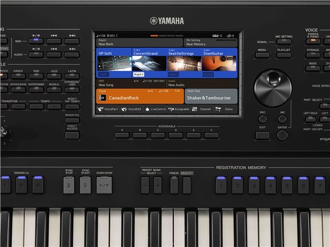 Yamaha PSR-SX700 Digital Keyboard, screen view