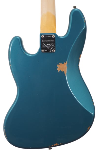 FenderCShop60JBassRelicAOTurquoise6