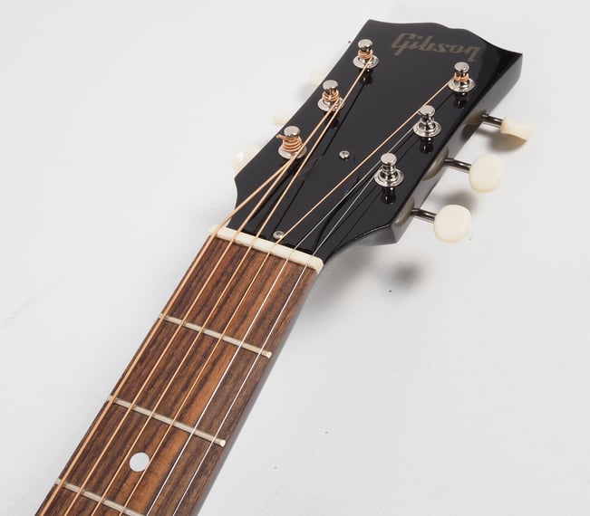 Gibson60'sJ45OriginalEb_9
