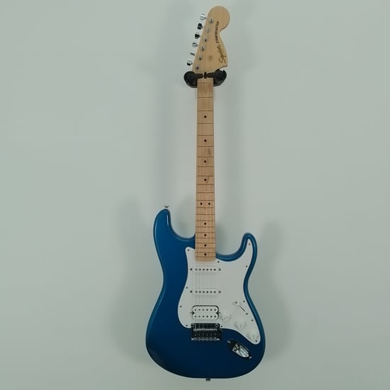 Squier Affinity Series Stratocaster HSS, Maple Fingerboard, Lake Placid Blue, B-Stock