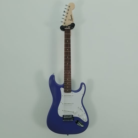 Squier Sonic Stratocaster, Ultraviolet, B-Stock