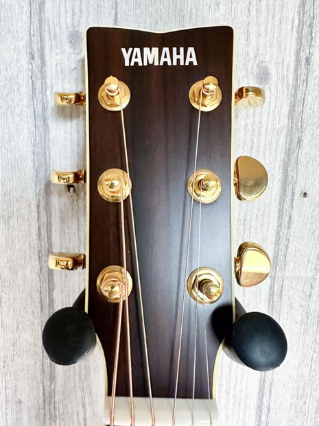 Yamaha LLX6A Acoustic