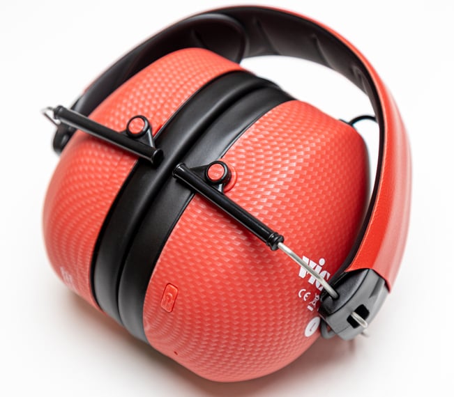 5H2A4134-VXHP0012-Bluetooth-Headphones-Lifestyle